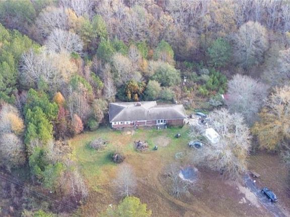 4th image of 98 Almon Church Rd