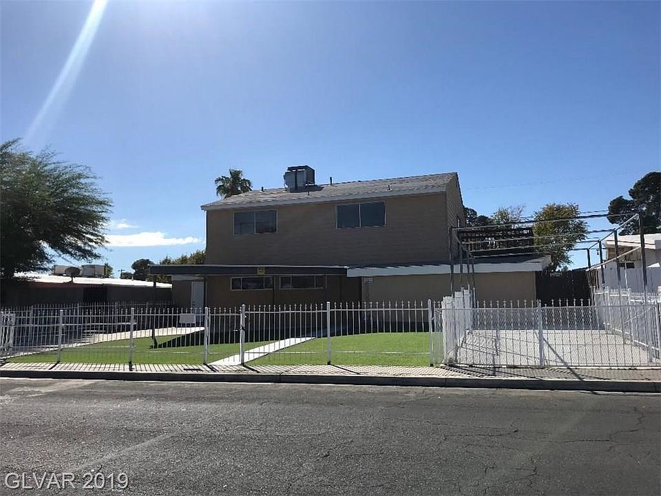 1st image of 2205 E McWilliams Ave