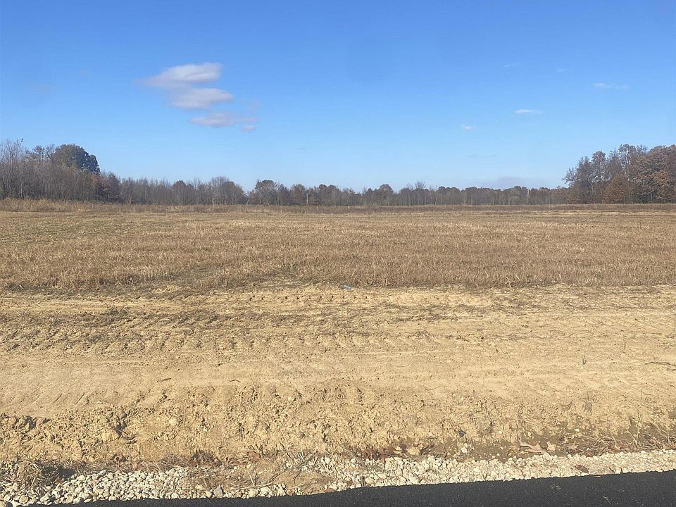1st image of 17 Ayly Estates Dr #17