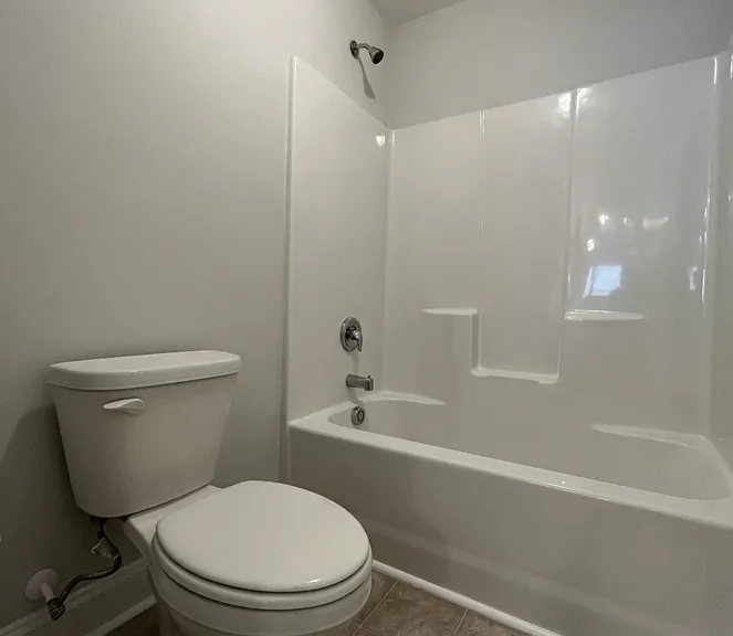 112 Wicklow Ct — Photo 16