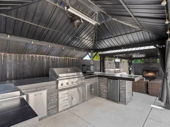 (undisclosed Address), Pomona, CA 91767