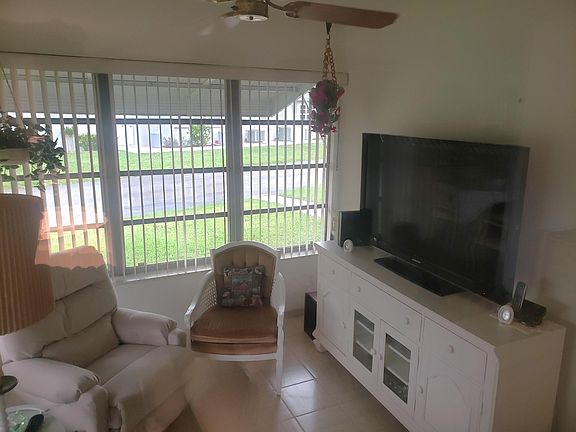 4th image of 14660 Canalview Drive #D