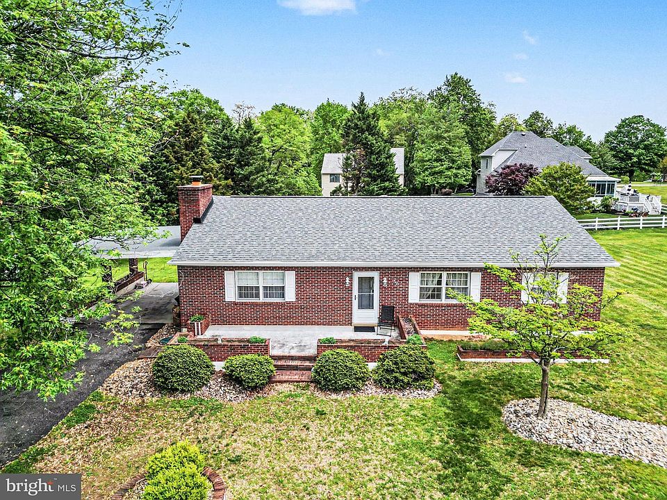 1st image of 52 Arden Rd