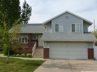 2090 W 4300 S, Roy, UT 84067