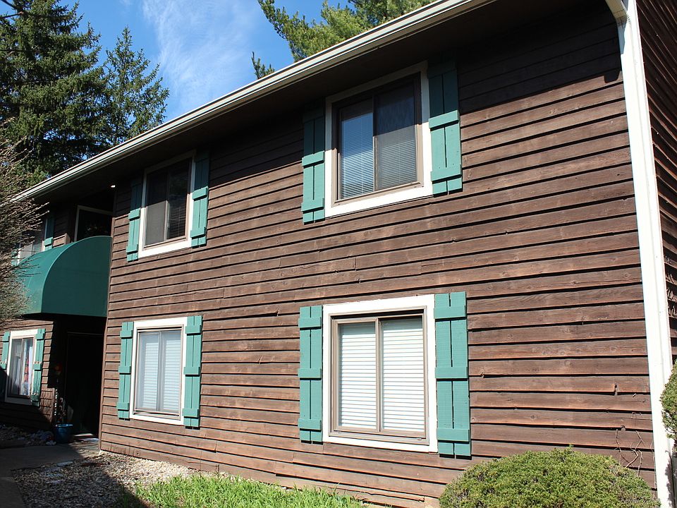 1st image of 338 S Wilmington Ct