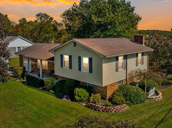10 Madonna Dr, West Union, OH 45693