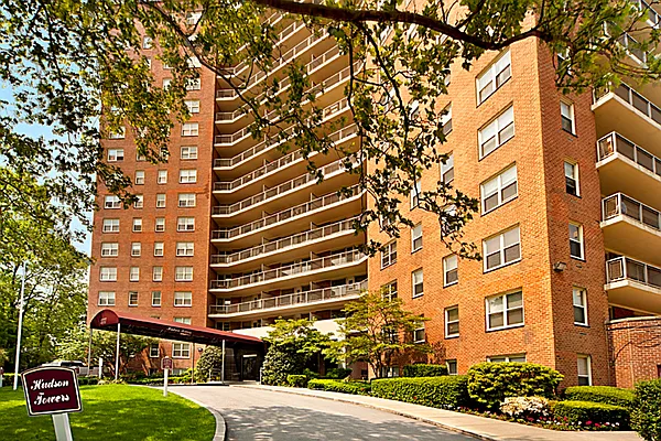 Sold by Brown Harris Stevens | media 22