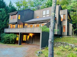 374 Fairbanks Turn, Hartford, VT 05047