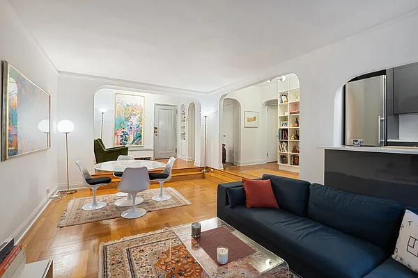 Rented by Compass | media 16