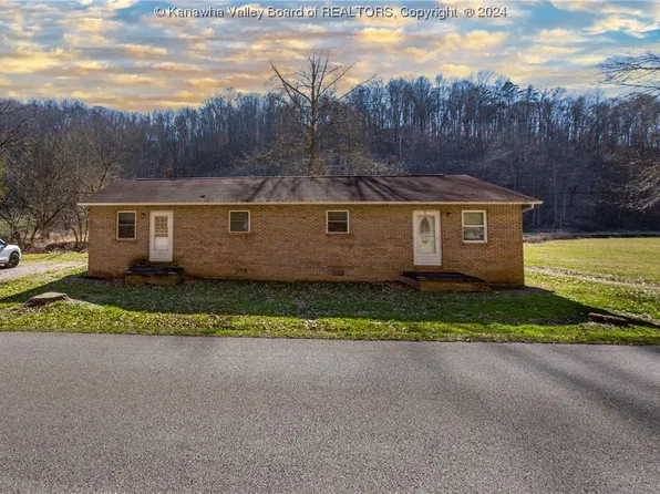 590 Kilgore Creek Rd, Milton, WV 25541