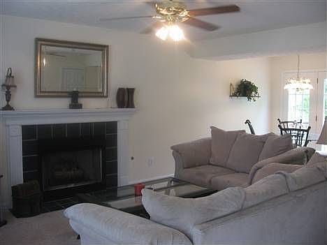 3rd image of 7230 Mountain Mist Ln