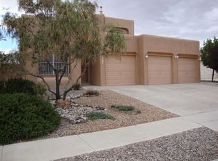 8631 Animas Pl NW, Albuquerque, NM 87120