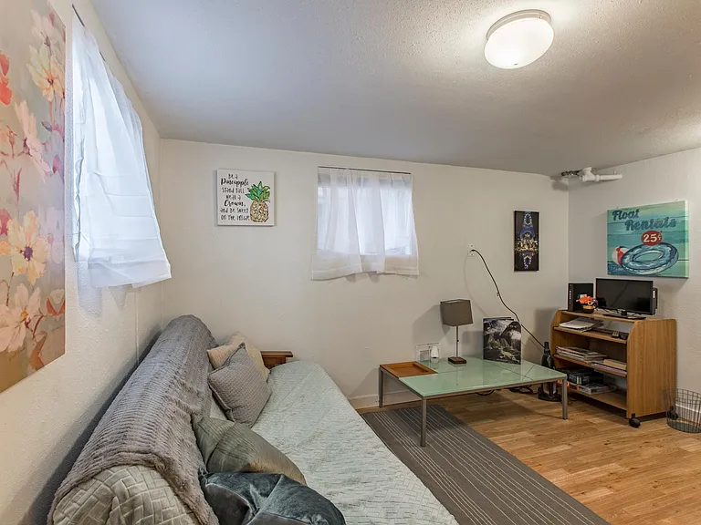 2401 Boylston Ave E #B — Photo 28