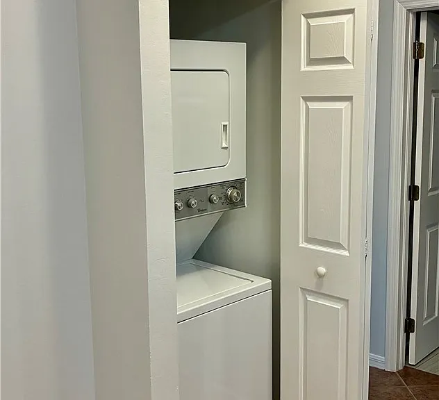 15401 Bellamar Cir #621 — Photo 7