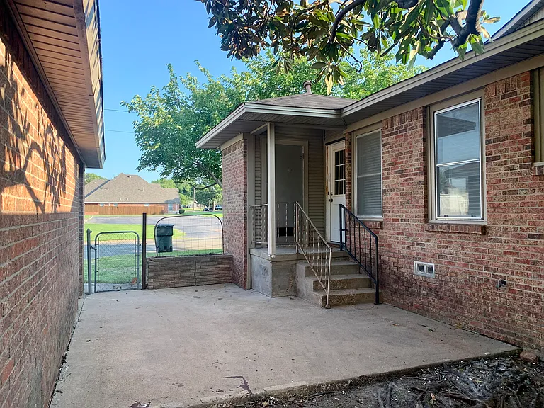 226 Tolbert Ave — Photo 13