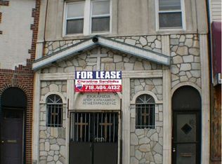 7305 Grand Ave, Maspeth, NY 11378