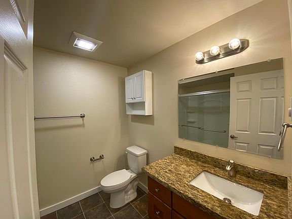 5th image of 515 E Denny Way #107