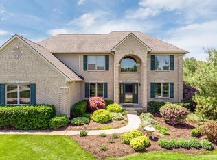 585 Adelaide Ct, Saline, MI