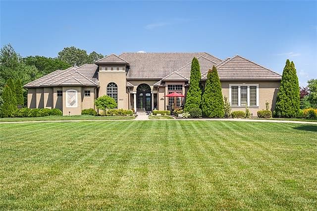 1st image of 9801 Stonehaus Dr