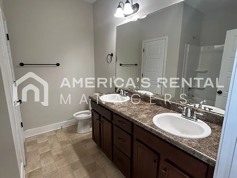 229 Union Station Dr — Photo 11