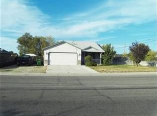 30 W Willowbrook Dr, Meridian, ID 83646