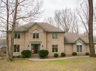 7616 Cambridge Dr, Crestwood, KY 40014