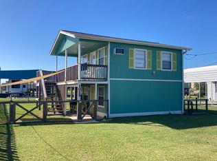 1025 East Rd, Crystal Beach, TX 77650