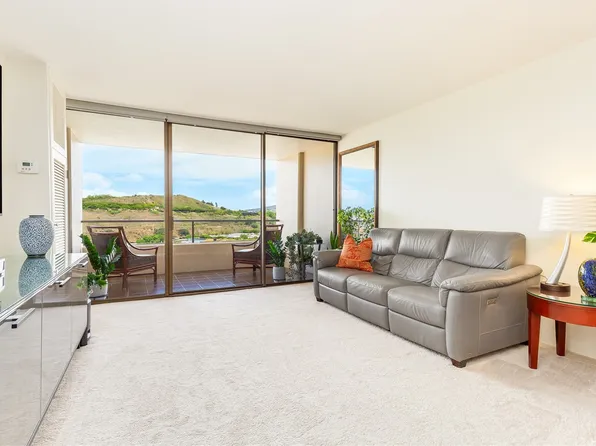 1717 Mott Smith Dr APT 2304, Honolulu, HI 96822