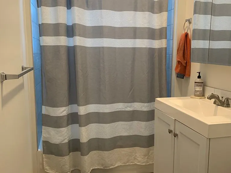8 Farrington Ave #8A — Photo 33