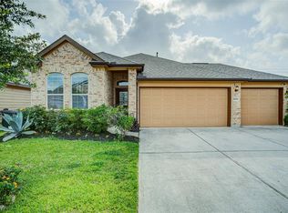 6606 Hunters Trace Ln, Baytown, TX 77521