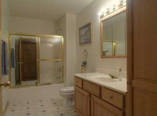 1521 Crestwood Ave, West Salem, WI 54669