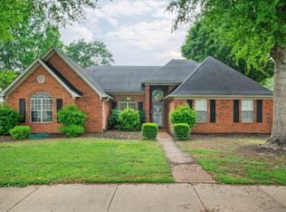 1535 Wolf Pack Dr, Collierville, TN 38017