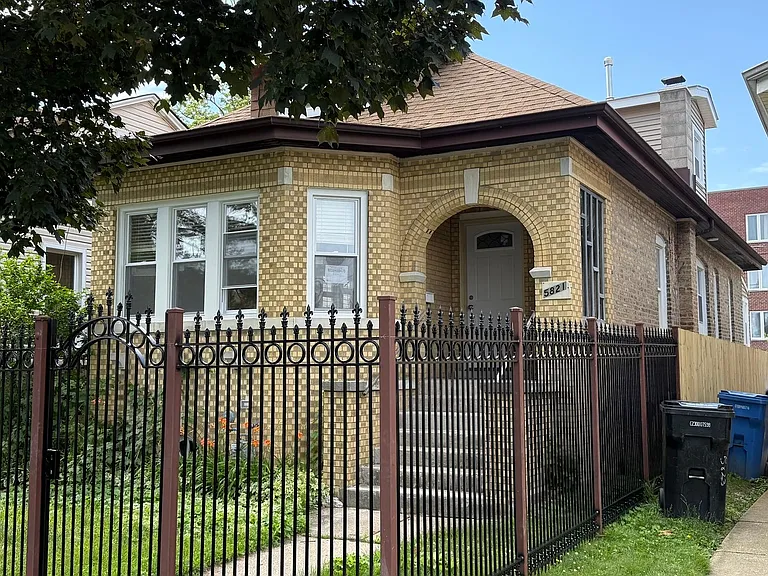 5821 W Gunnison St — Photo 3