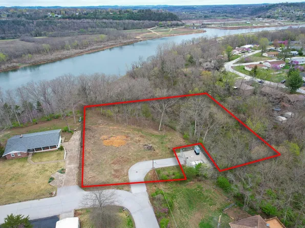 949 Wayland Drive, Forsyth, MO 65653