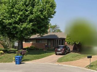 10756 Gail Ct, Saint Louis, MO 63123