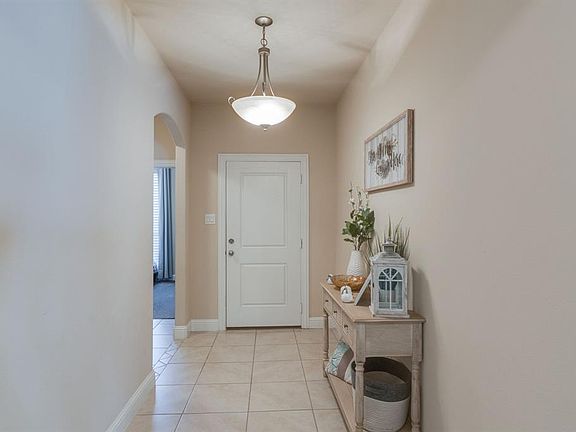 5th image of 11317 Early Creek Ln