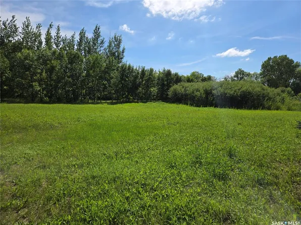 1 1st AVENUE, Edenwold, SK S0G 1K0