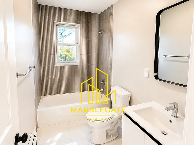 9-11 Stecher St #22R — Photo 7