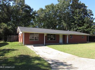 731 Carter Dr, Gulfport, MS 39507