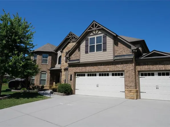 1311 Azalea Brook Dr, Lawrenceville, GA 30043
