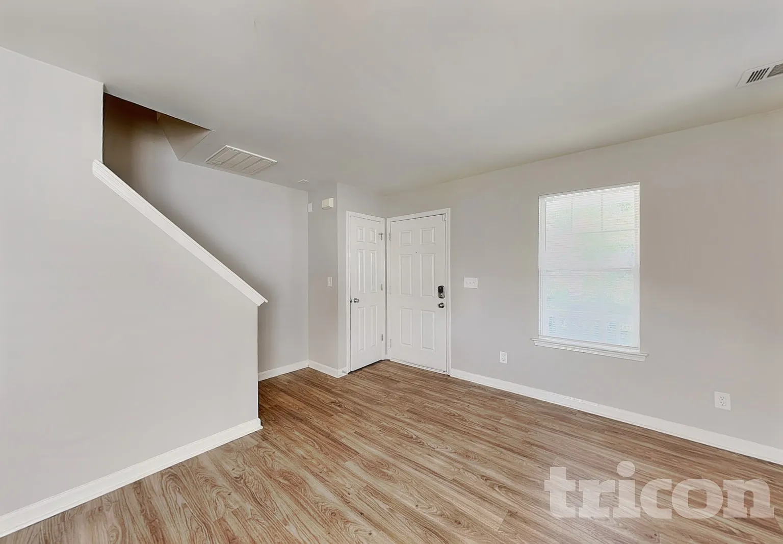 5717 Henderson Oaks Drive Charlotte NC — Photo 2