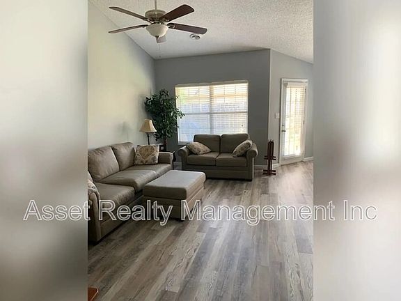 4th image of 10008 Greylock Way #1