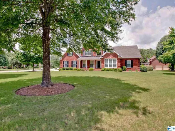 2757 Deford Mill Rd SE, Owens Cross Roads, AL 35763