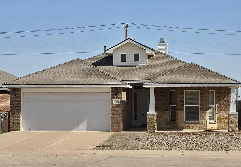 3 bed, 2.0 bath, 1763 sqft, $2,500 — Photo 1