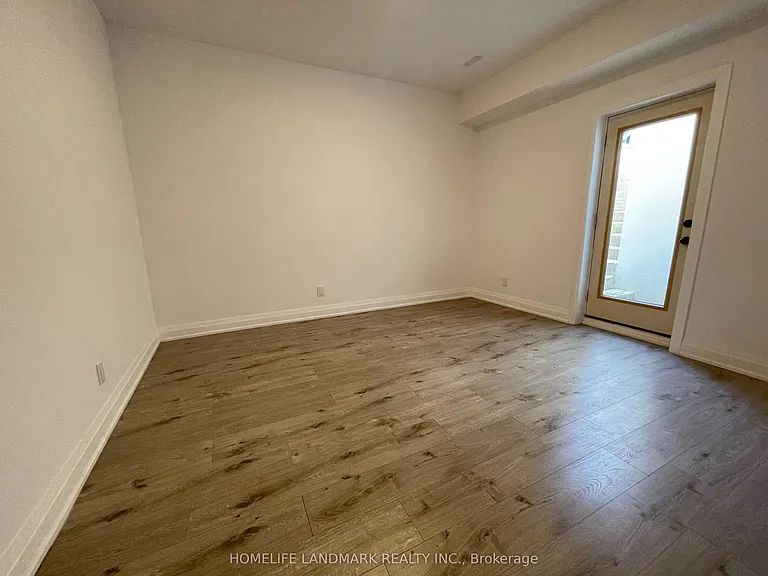 2 Persica St #MAIN BASEMENT — Photo 8