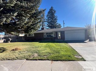155 Lincoln Dr, Idaho Falls, ID 83401