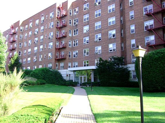 2nd image of 1304 Midland Ave APT C62