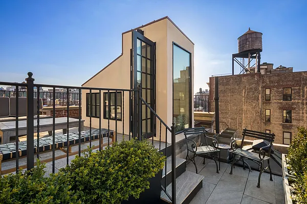 Sold by Compass | media 26