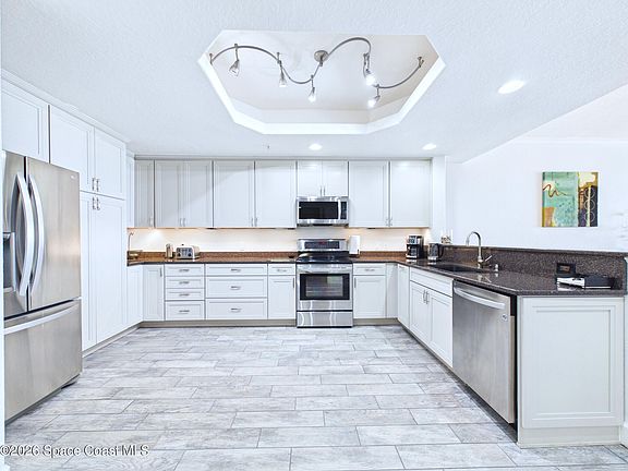 4th image of 806 Mystic Dr #D504