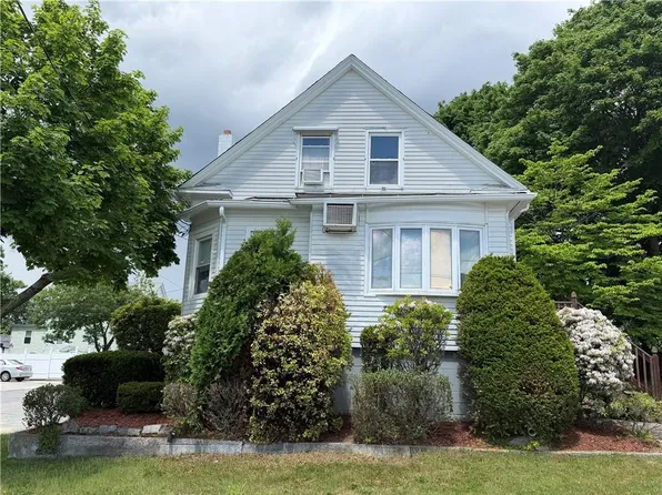 123 Oxford St, Cranston, RI 02920